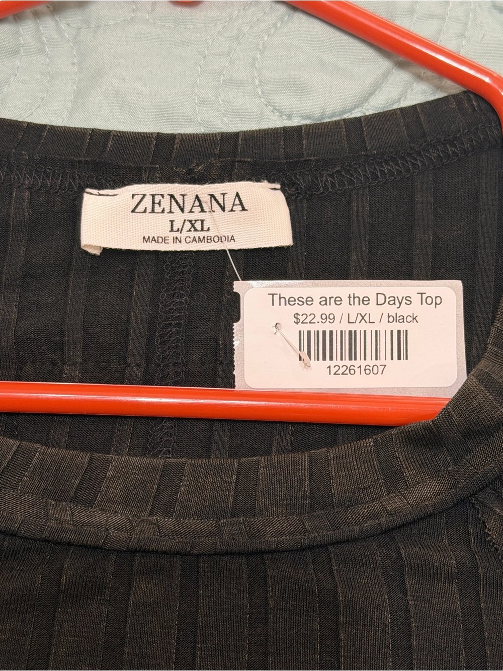 2 Boutique Tops- Zenana Short Sleeve Green & Black- size L/XL - Picture 13 of 15